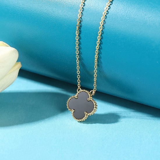 Lucky Clover Necklace for Women Girls Fashion Cute Adjustable Hypoallergenicity Necklace Pendant Jewelry Gifts for Women Girls