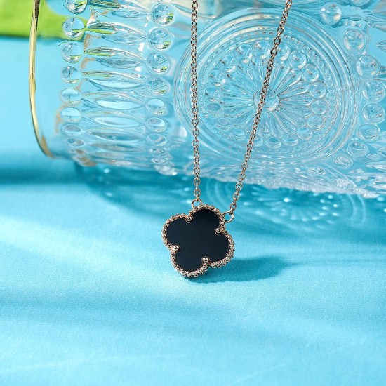 Lucky Clover Necklace for Women Girls Fashion Cute Adjustable Hypoallergenicity Necklace Pendant Jewelry Gifts for Women Girls