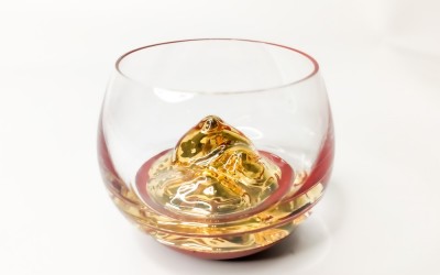 Three-dimensional Gold Mountain Art Glass Tea Cup Luxury Birthday Gift