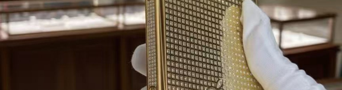 Gold-Plated & Diamond-Encrusted iPhone 17 Pro Max Gold-Plated & Diamond-Encrusted iPhone 17 Pro Max